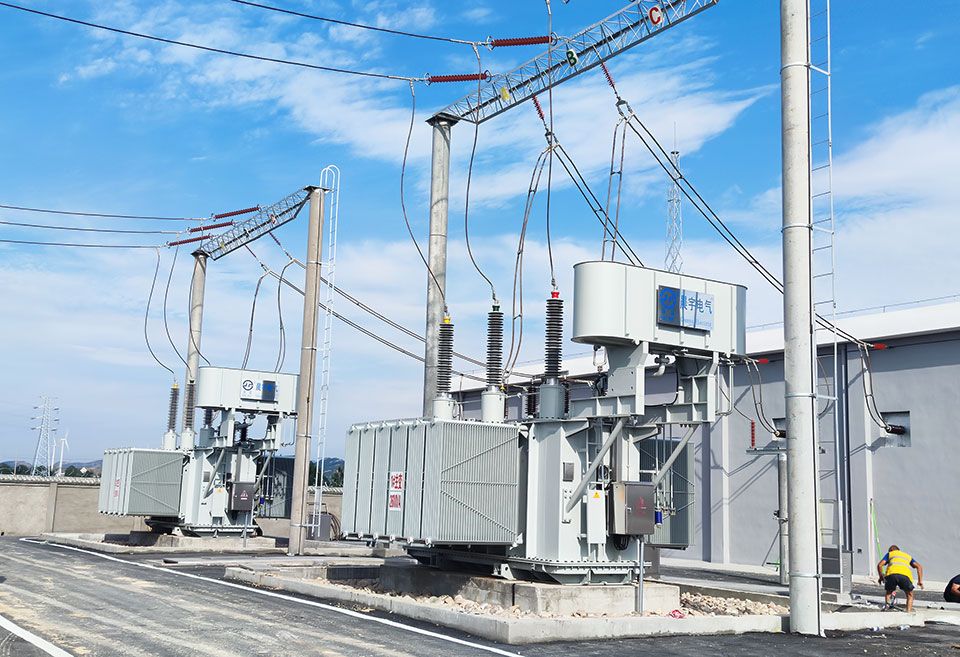 Chenyu Electrical&acute;s traction transformers connected at the Dalai Long Railway site